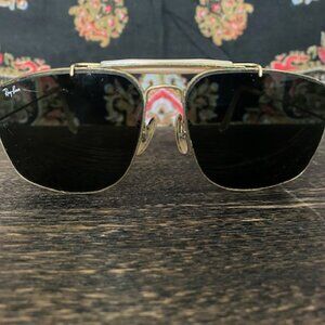 Ray Ban Aviator sunglasses